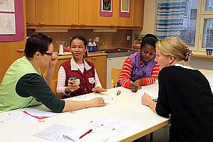 Projektikoordinaattori Kristina Kemi kerää palautetta ja käyttökokemuksia Ekistä työntekijöiltä ja työpaikkaohjaajilta. Projektikoordinaattori Kristina Kemi kerää palautetta ja käyttökokemuksia Ekistä työntekijöiltä ja työpaikkaohjaajilta.